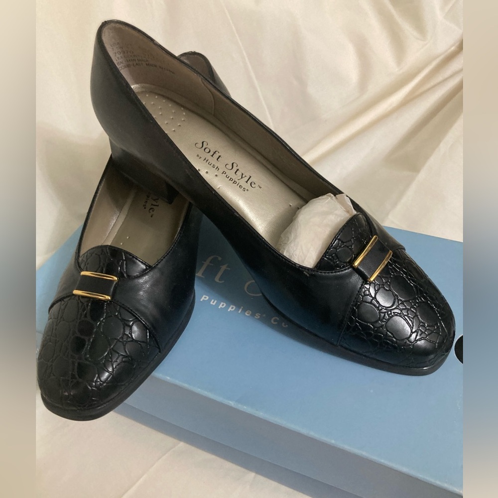 HUSH PUPPIES Low Heel Leather Pump 7.5W NWT